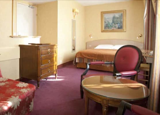 Hôtel Transcontinental 1