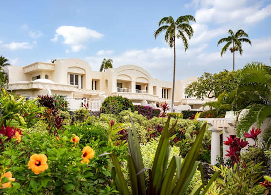 The Villas at Fairmont Kea Lani 1