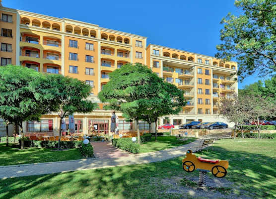 Kris Apartments at Paradise Green Park 1