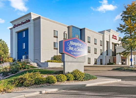 Hampton Inn & Suites Greeley 1