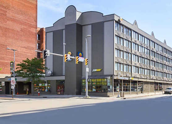Comfort Inn Cleveland Downtown 1