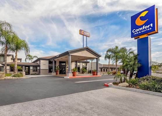 Comfort Inn & Suites San Bernardino 1