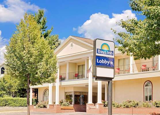 Days Inn by Wyndham Waynesboro 1