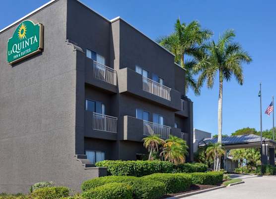 La Quinta by Wyndham Ft. Myers - Sanibel Gateway 1
