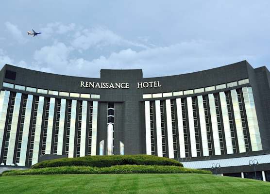 Renaissance St. Louis Airport Hotel 1