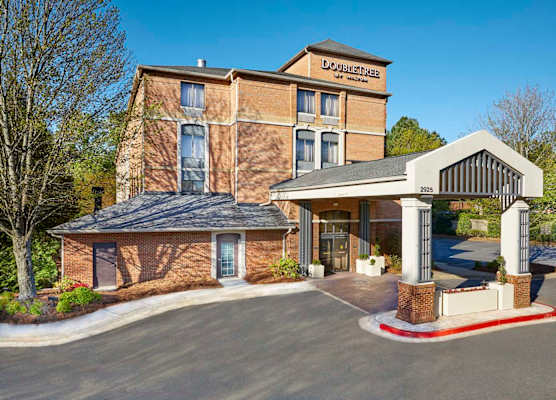 DoubleTree by Hilton Atlanta - Alpharetta 1
