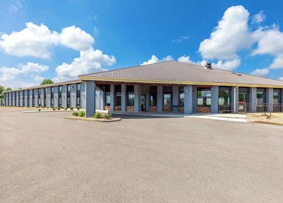 Days Inn by Wyndham Glasgow 1
