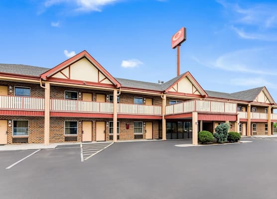 Econo Lodge Glade Springs I-81 1