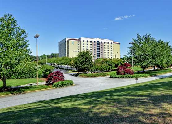 Embassy Suites Greenville Golf Resort & Conference Center 1