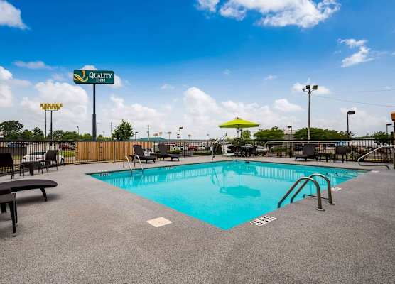 Quality Inn Cullman I-65 Exit 310 1