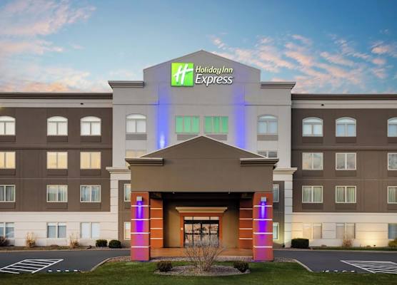 Holiday Inn Express SYRACUSE-FAIRGROUNDS by IHG 1