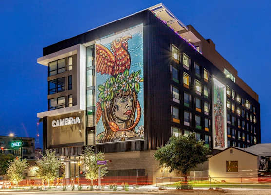 Cambria Downtown Phoenix Convention & Airport Hotel 1