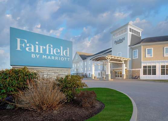 Fairfield Inn & Suites by Marriott Cape Cod Hyannis 1
