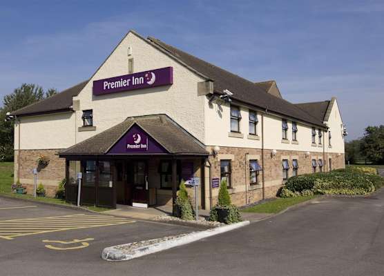 Premier Inn Gloucester - Little Witcombe 1