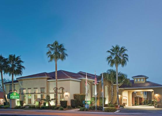 La Quinta by Wyndham Los Banos 1