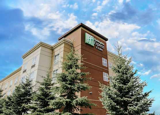 Holiday Inn Express & Suites SPRUCE GROVE - STONY PLAIN by IHG 1