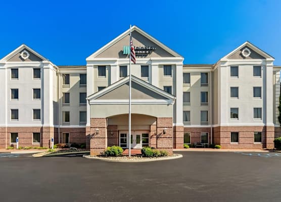 MainStay Suites Roanoke Airport 1