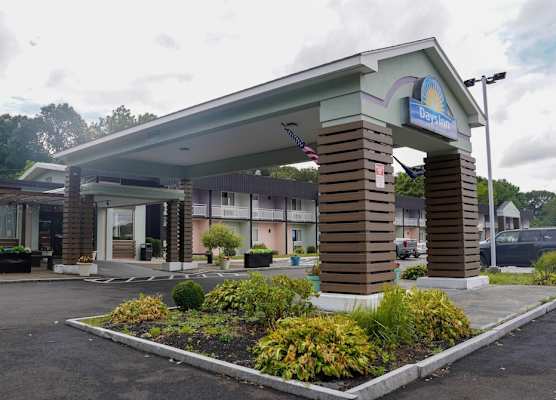 Days Inn by Wyndham Southington 1