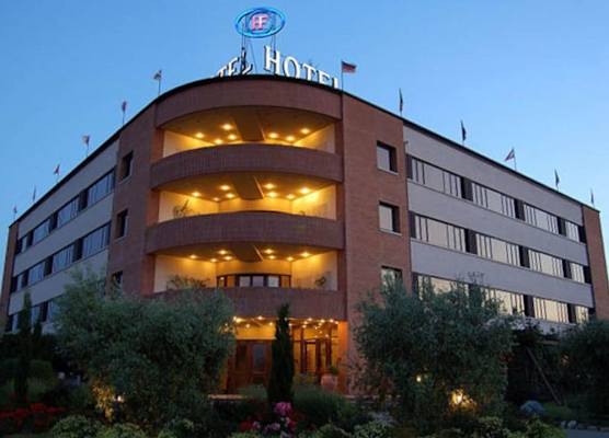 Hotel Forum 1