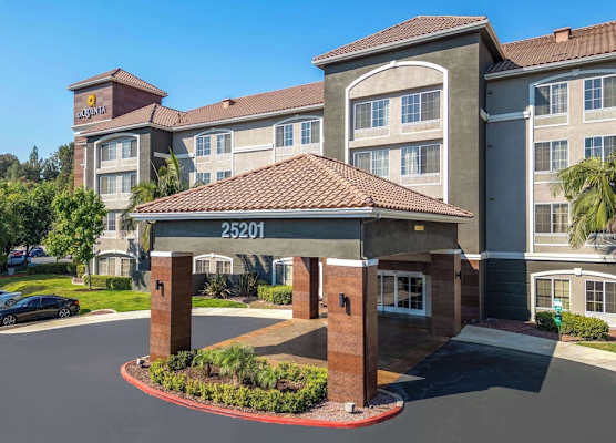 La Quinta by Wyndham Santa Clarita - Valencia 1