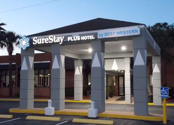 SureStay Plus Hotel by Best Western St Marys Cumberland 1