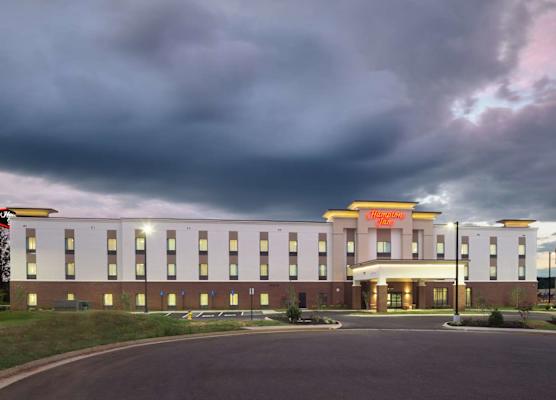 Hampton Inn Morristown, I-81, TN 1