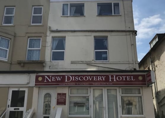 MyRoomz New Discovery Hotel 1