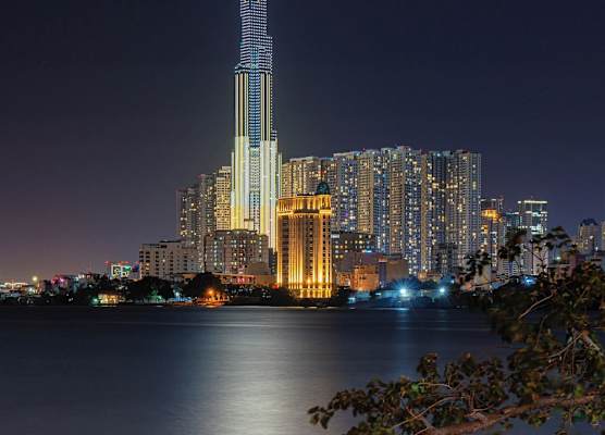 Landmark 81 Skyscraper 1