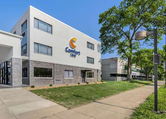 Comfort Inn Kansas City Midtown 1