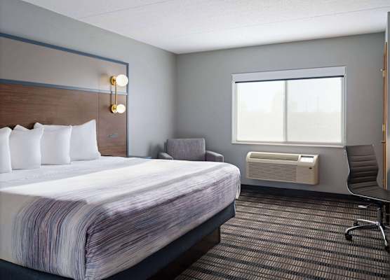 AmericInn by Wyndham Beaver Dam 1
