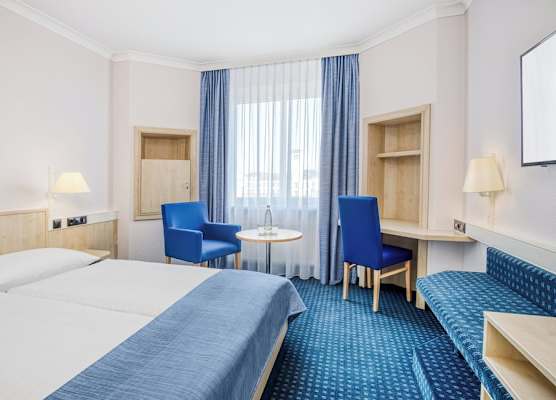 Hotel Erfurt City Center by Leonardo Hotels 1