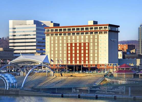 Four Points by Sheraton Charleston 1