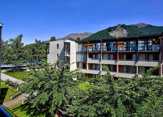 Novotel Queenstown Lakeside 1