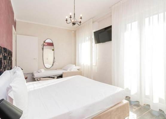 Suites Train Station Mestre 1