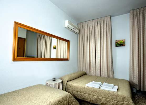 Hostal Santa Barbara 1
