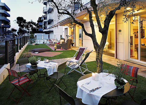 D-Place Hotel & Suite 1