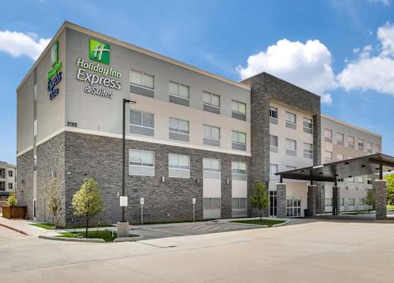 Holiday Inn Express & Suites DENTON SOUTH by IHG 1