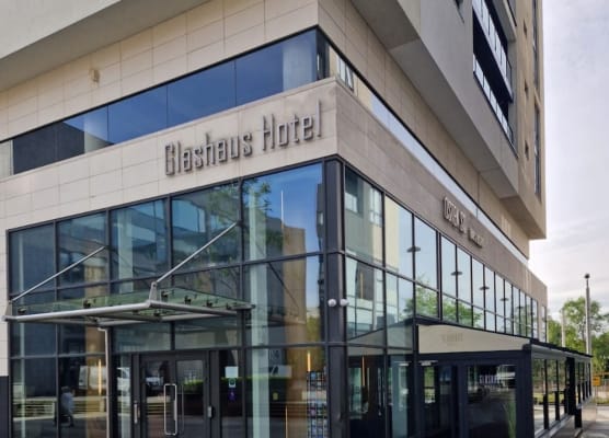 Glashaus Hotel 1