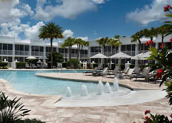 Renaissance Orlando Resort - Disney Springs Area - Free Shuttle to Disney Parks & Early Entry Benefits 1