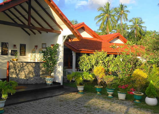 Regina Beach Bungalow 1