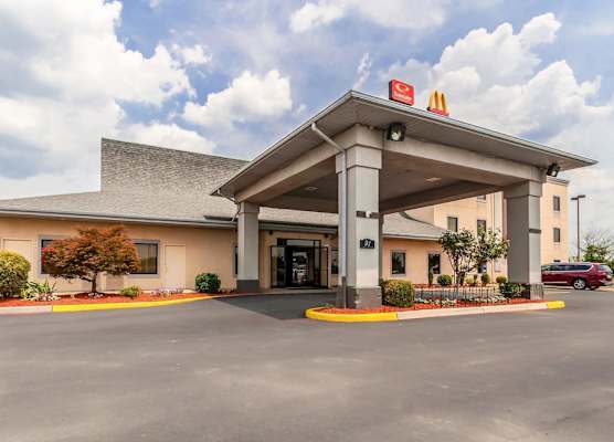 Econo Lodge Inn & Suites Middletown - Winchester South 1