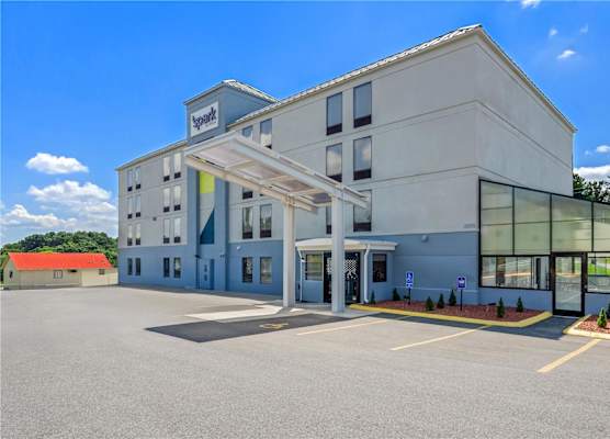 Spark By Hilton Wytheville East Main Street 1