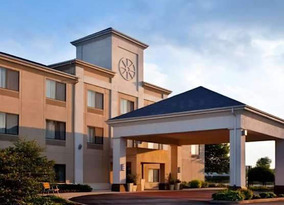 Baymont by Wyndham Merrillville 1