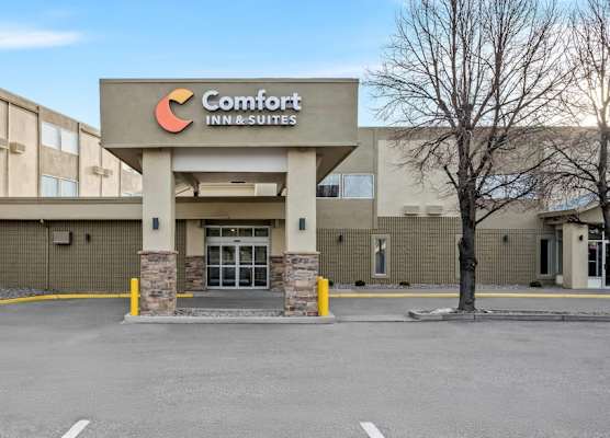 Comfort Inn & Suites 1