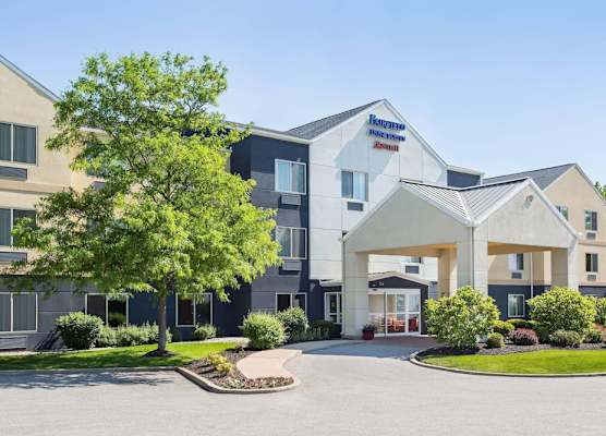 Fairfield Inn & Suites Valparaiso 1