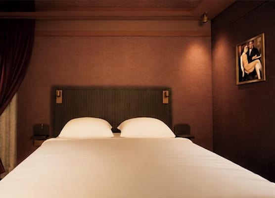 Huxley House Hotel 1