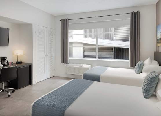 MB Hotel, Trademark Collection by Wyndham 1