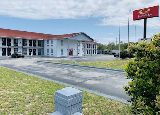 Econo Lodge Crystal Coast 1