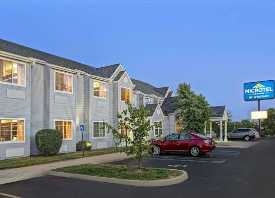 Microtel Inn & Suites by Wyndham Mason/Kings Island 1