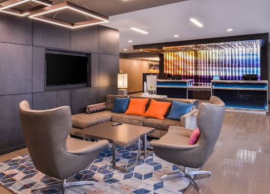 Fairfield Inn & Suites by Marriott Raleigh Cary 1